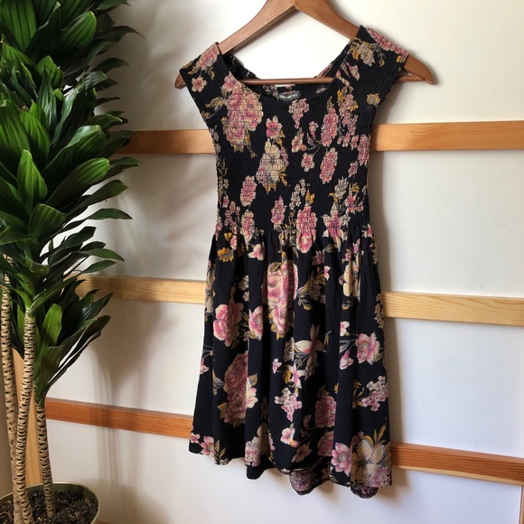 Billabong Dress - Picture 2 of 5